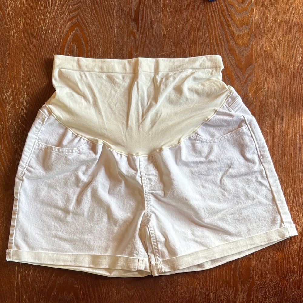Old Navy Maternity Shorts